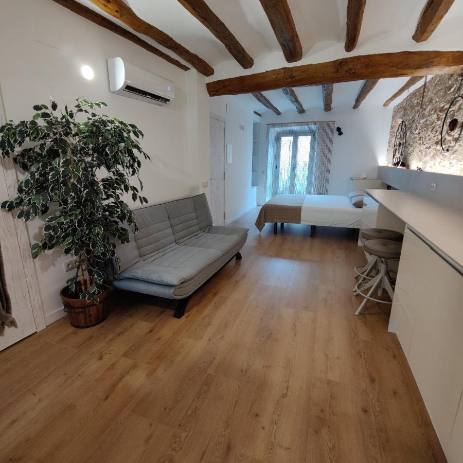 El Nido 14 Apartment โอสปิตาเล็ต เด ลินฟันต์ ภายนอก รูปภาพ