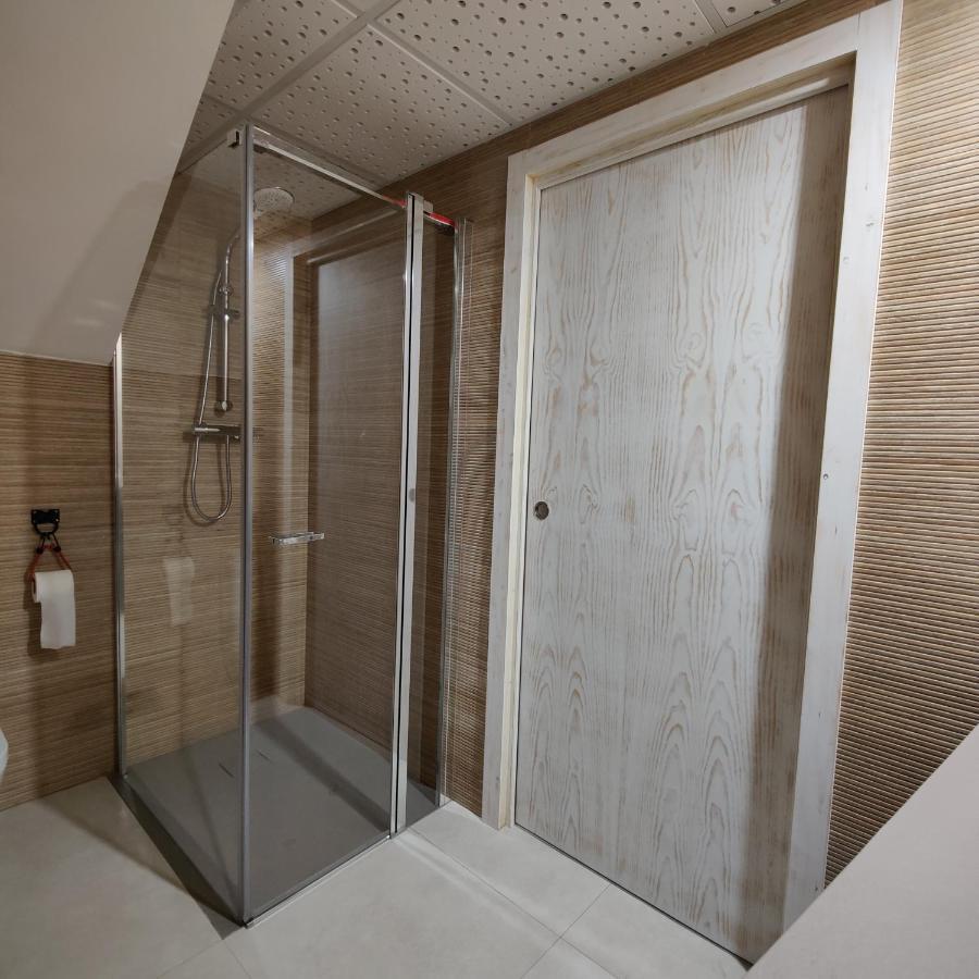 El Nido 14 Apartment โอสปิตาเล็ต เด ลินฟันต์ ภายนอก รูปภาพ