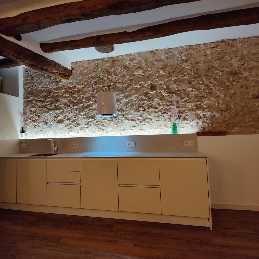 El Nido 14 Apartment โอสปิตาเล็ต เด ลินฟันต์ ภายนอก รูปภาพ