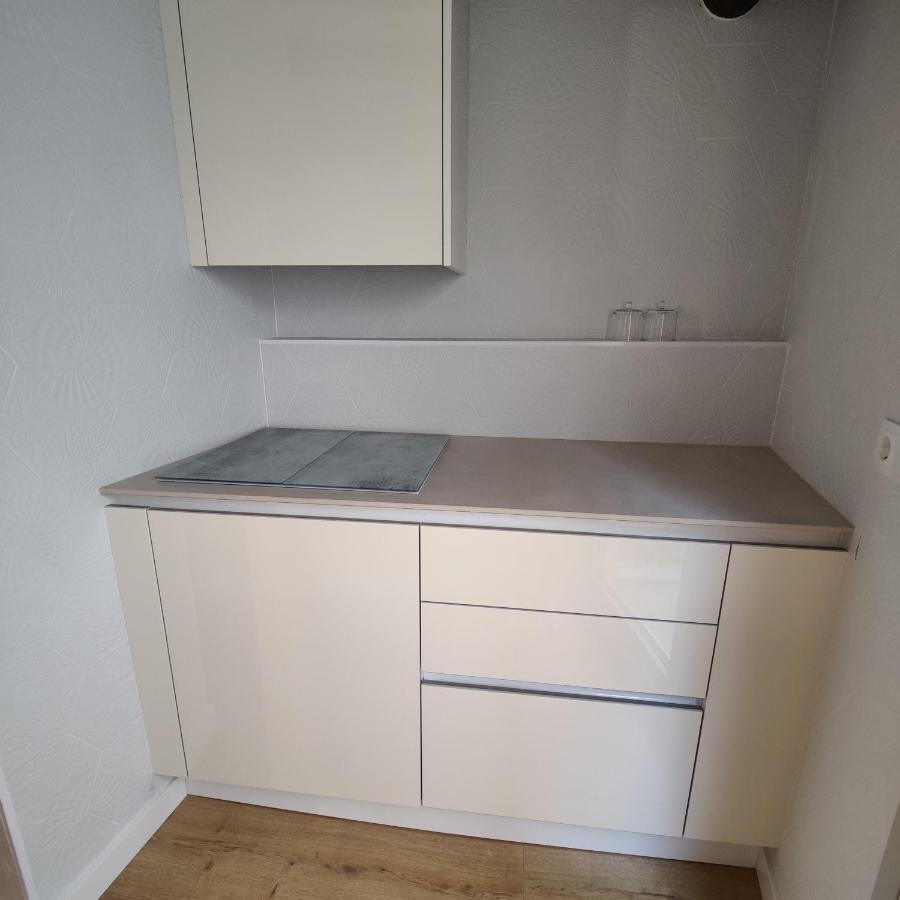 El Nido 14 Apartment โอสปิตาเล็ต เด ลินฟันต์ ภายนอก รูปภาพ
