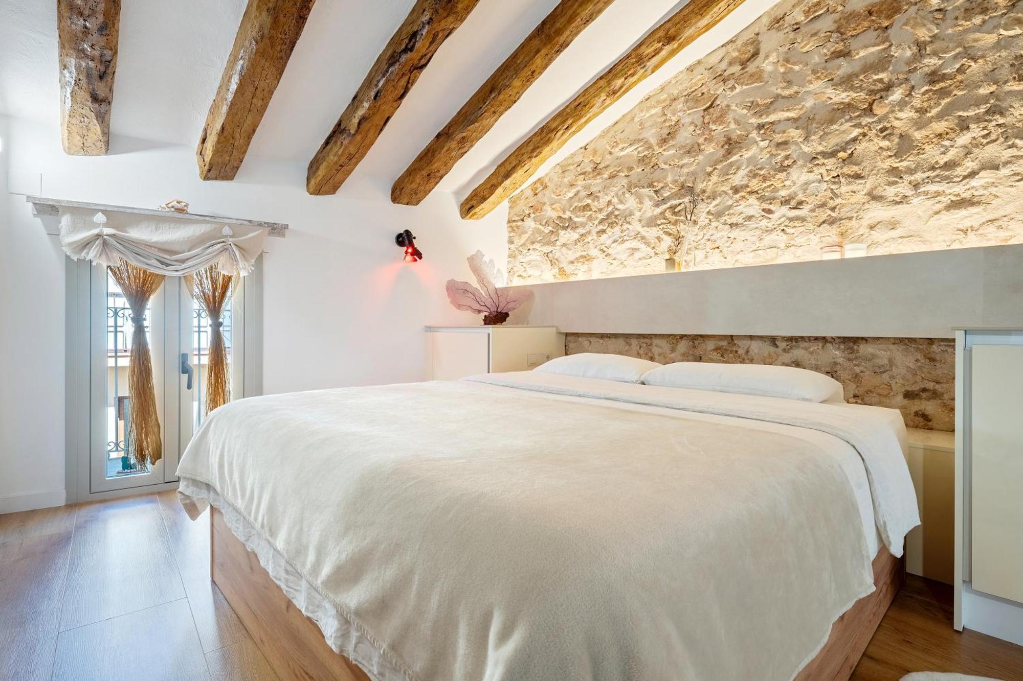 El Nido 14 Apartment โอสปิตาเล็ต เด ลินฟันต์ ภายนอก รูปภาพ